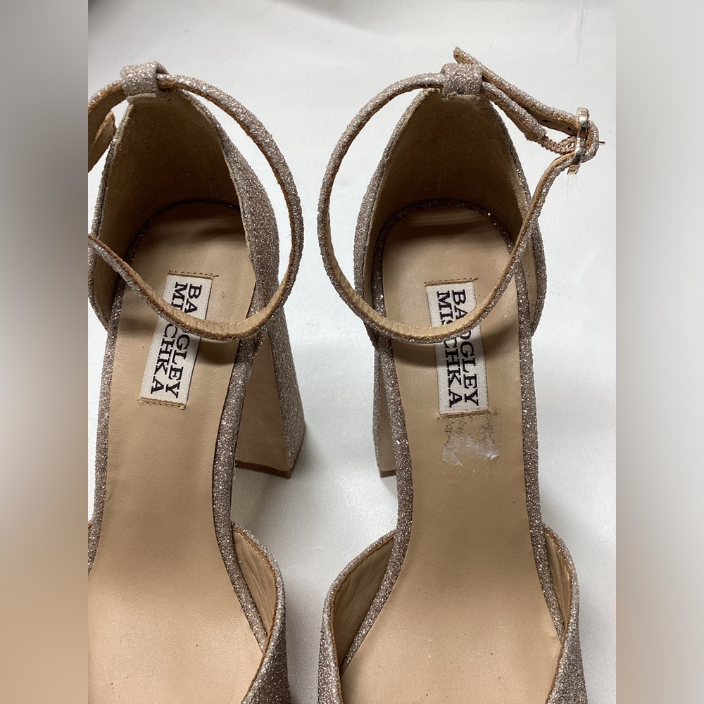 Badgley Mischka Jayda Ankle‎ Strap Platform Pumps - Picture 5 of 15